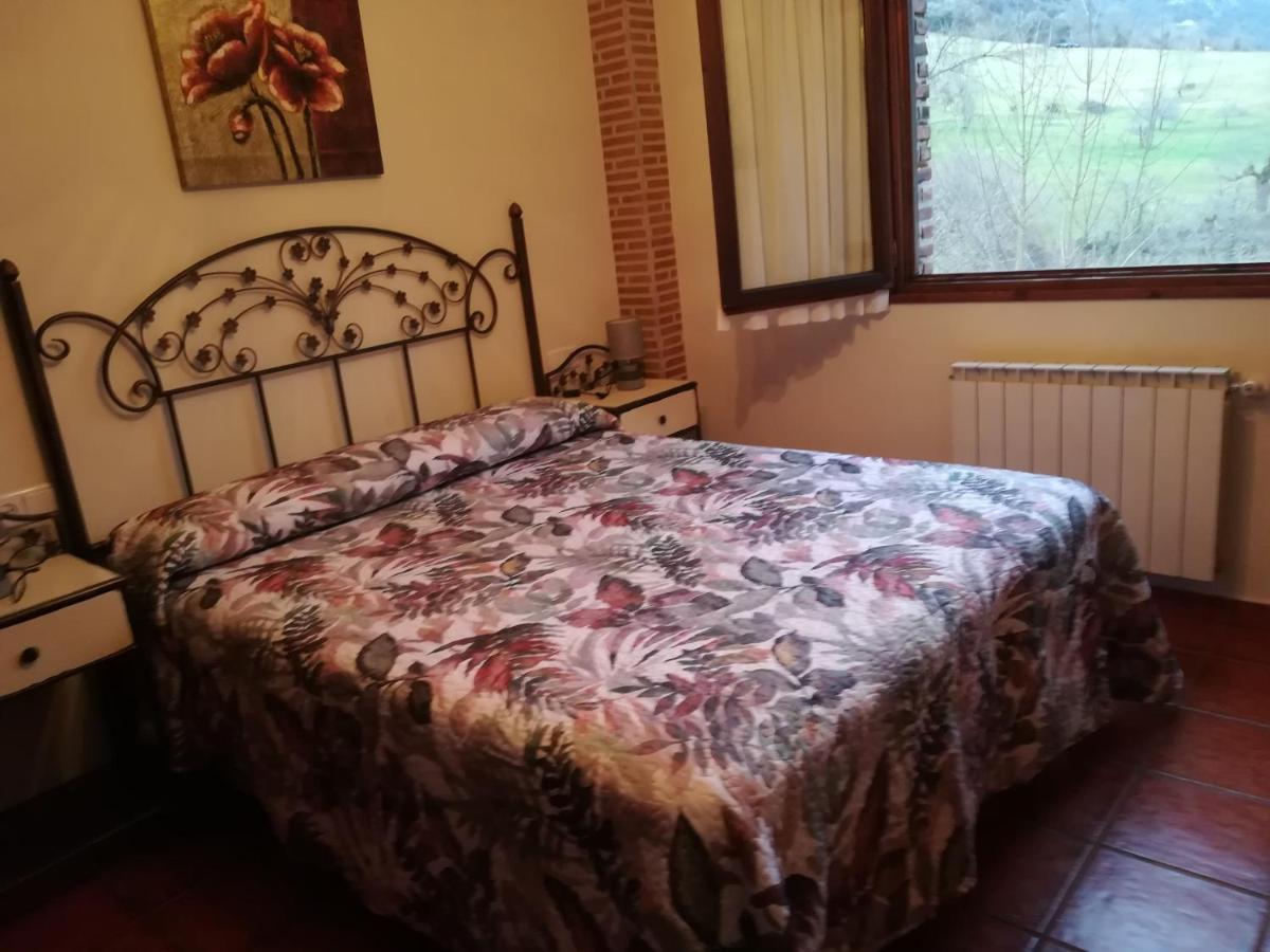 Apartamentos El Ardinal Arenas De Cabrales Extérieur photo