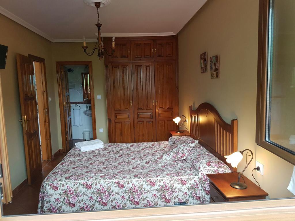 Apartamentos El Ardinal Arenas De Cabrales Extérieur photo